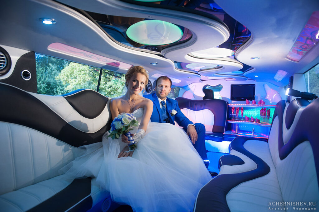 WEDDING LIMO SERVICE